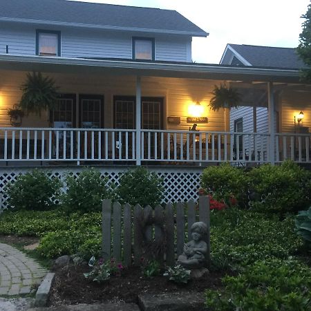 Hotel Grapevine House Winesburg Exterior foto