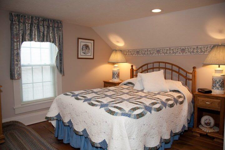 Hotel Grapevine House Winesburg Zimmer foto